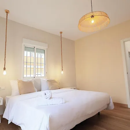 The Clover Guest house Seville