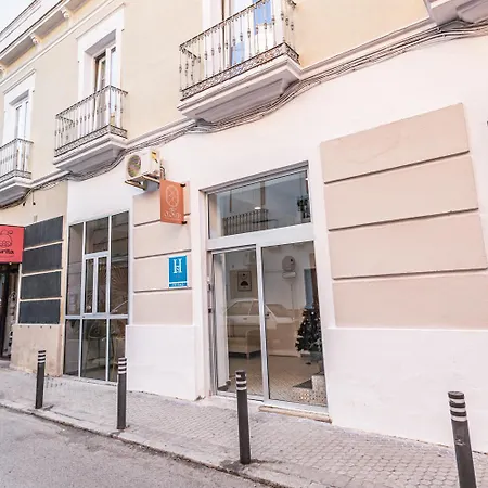 The Clover 4* セビリア