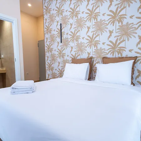 The Clover 3* Seville
