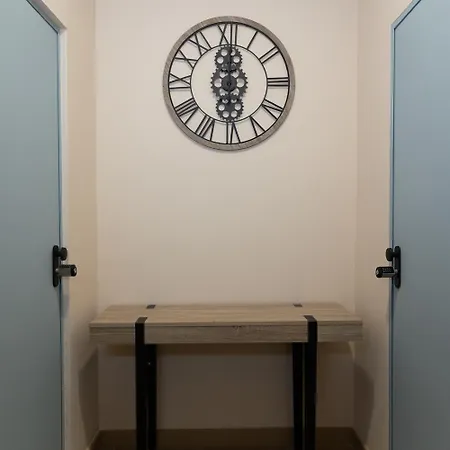 ゲストハウス The Clover セビリア