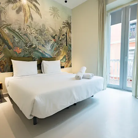 The Clover 4* セビリア