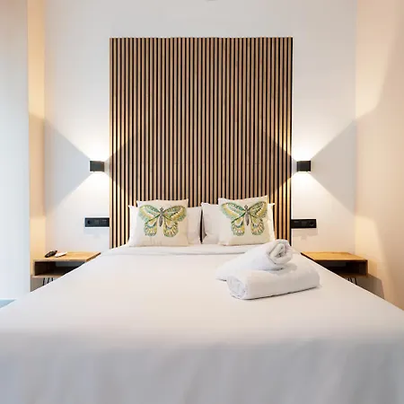 The Clover ゲストハウス